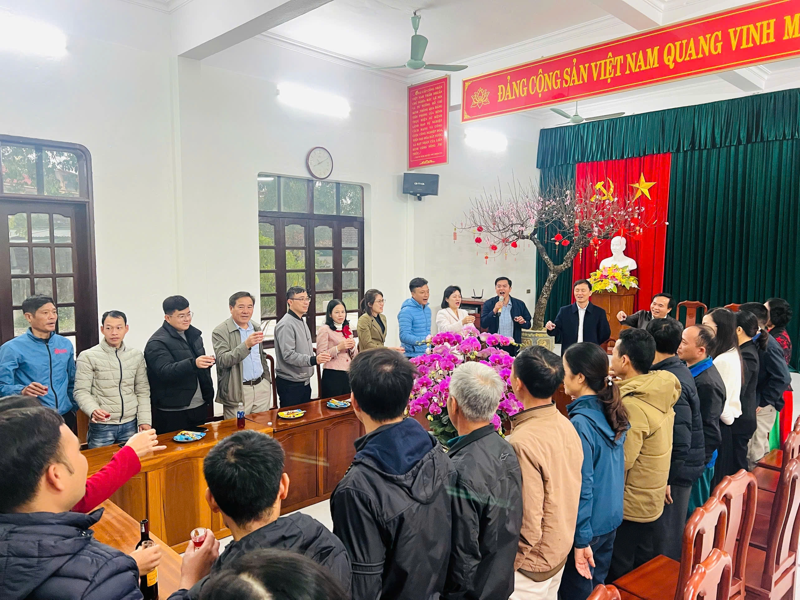 Công ty CP Secpentin và Phân bón Thanh Hóa tổ chức lễ ra quân đầu năm, chào Xuân Ất Tỵ 2025