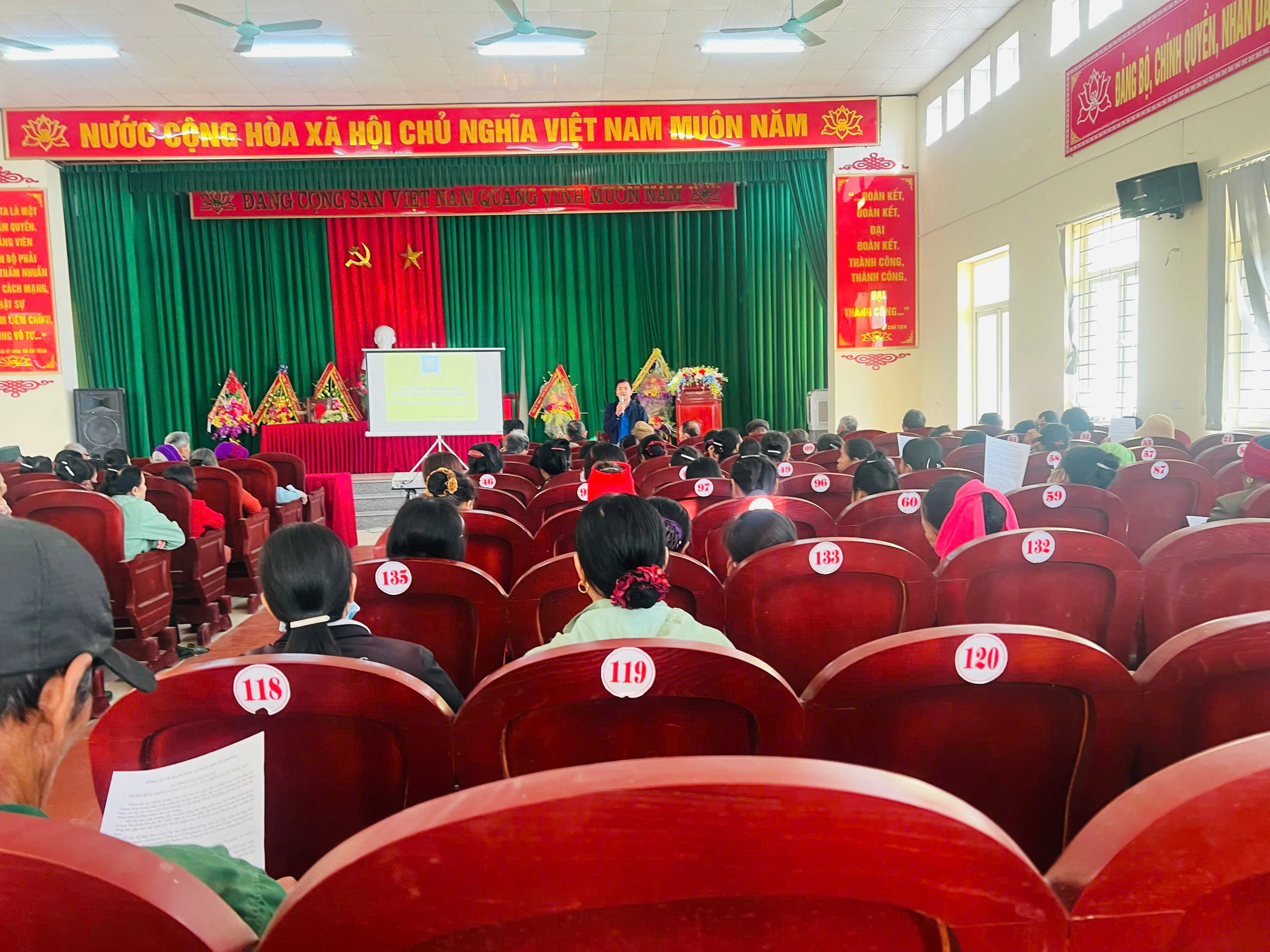 Công ty CP Secpentin và Phân bón Thanh Hóa tổ chức hội nghị chuyển giao kỹ thuật sử dụng phân bón SEPCO cho bà con nông dân vụ Chiêm Xuân 2025